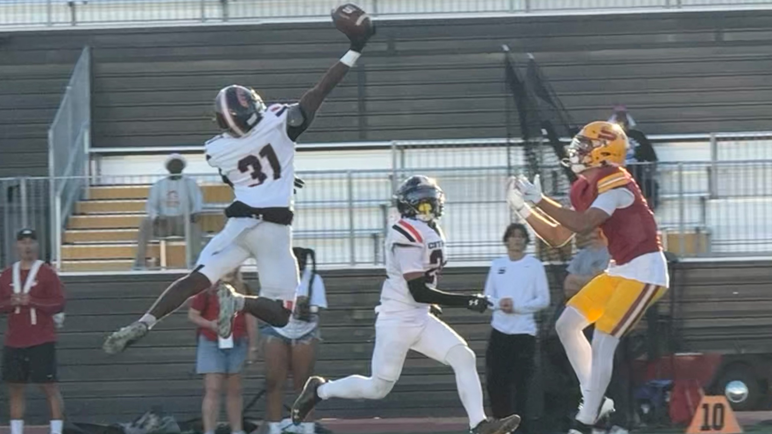 Citrus Opens Fast but Bobcats Pull Away, 45-28