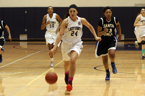 Sophomore Nicole Zugasti has accepted a scholarship offer from NAIA power Vanguard University. Photo By: Jerrika Ramirez